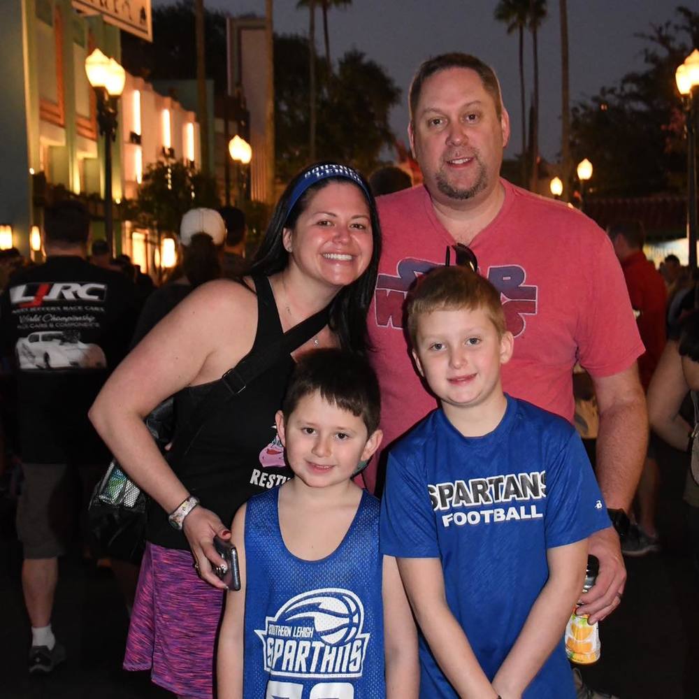 Meet your Posher, Eddee